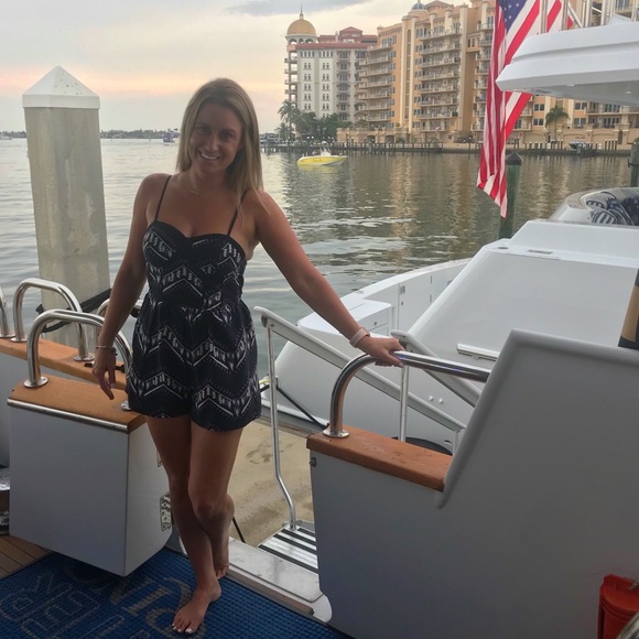 Meet your Posher, Lauralee - Picture 1 of 1